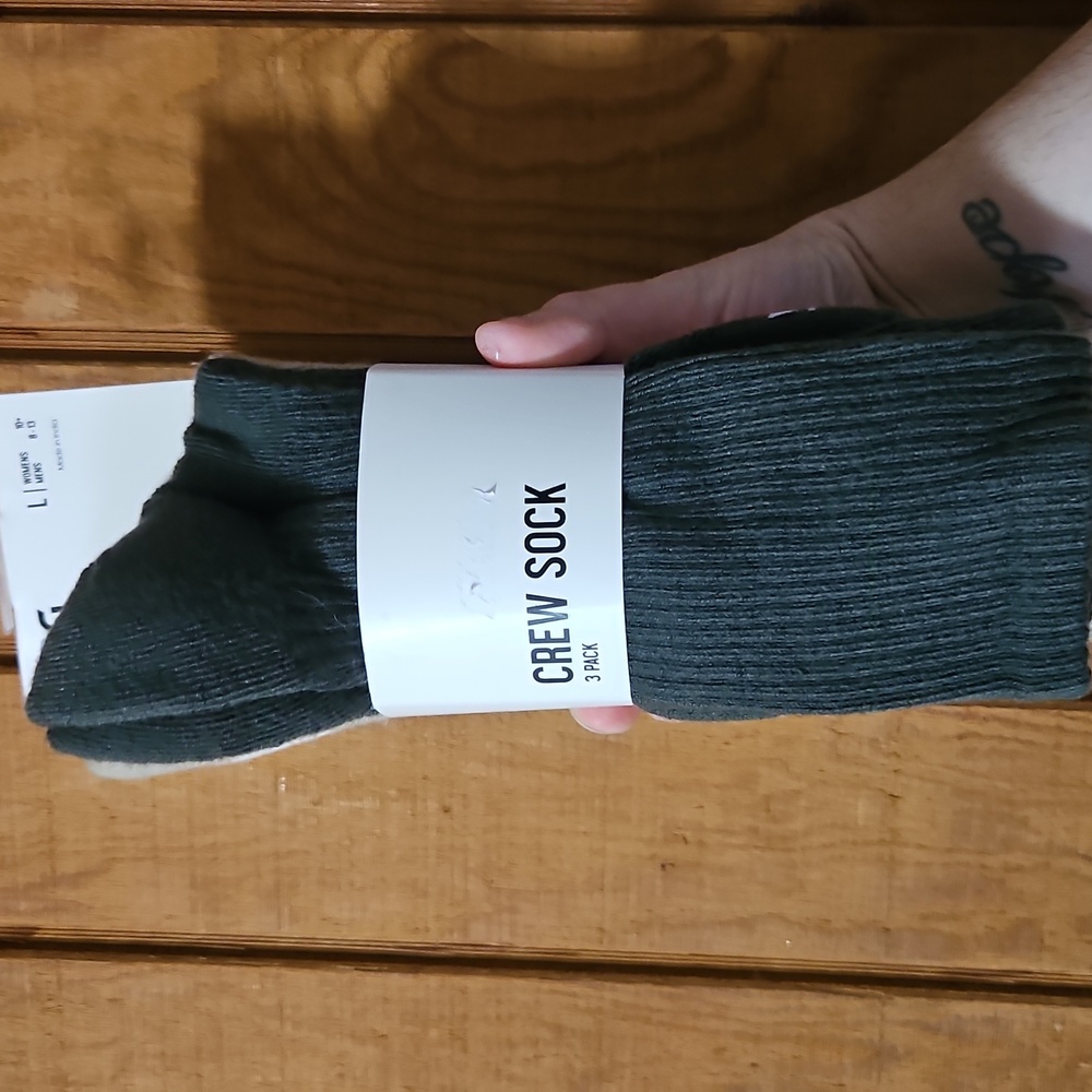 DSG Crew Lifestyle Socks: 3 Pack: NEW WITH TAGS: SIZE L